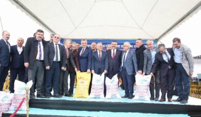 Kayseri’de tarım projeleri meyvelerini veriyor